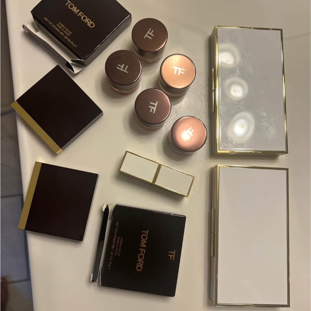 Tom Ford Luxurious Makeup Set in Brown, Gold, and White